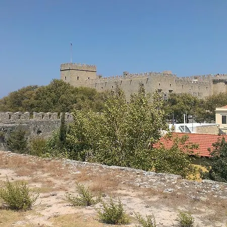 Stathis Auberge de jeunesse *