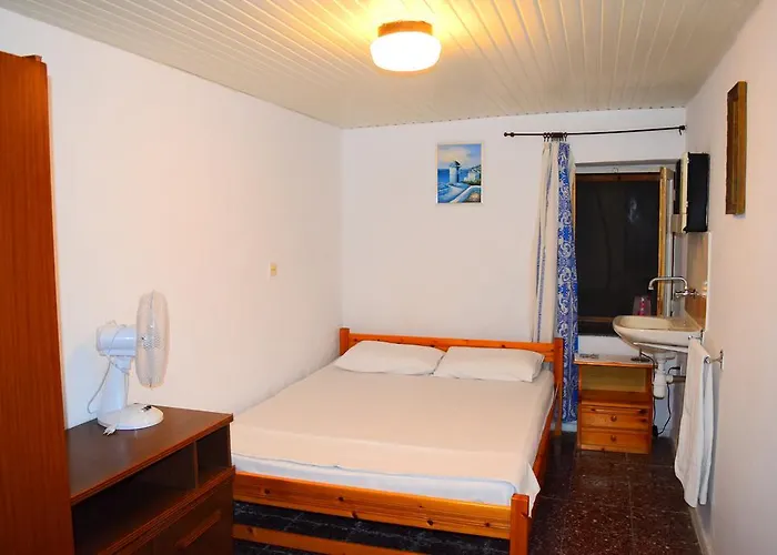 Auberge de jeunesse Stathis *