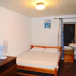 Hostal Stathis *