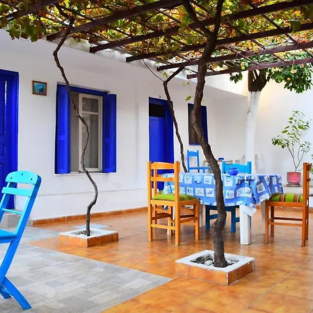 Hostel Stathis *