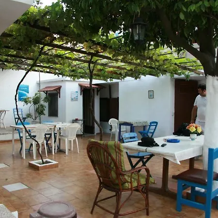אכסניה Stathis Rhodes City